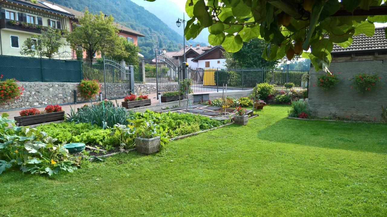 Casa Luca E Cristina Villa Mezzolago Exterior foto