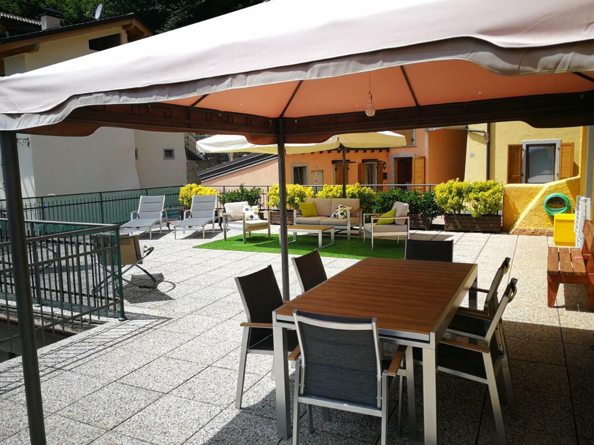 Casa Luca E Cristina Villa Mezzolago Exterior foto